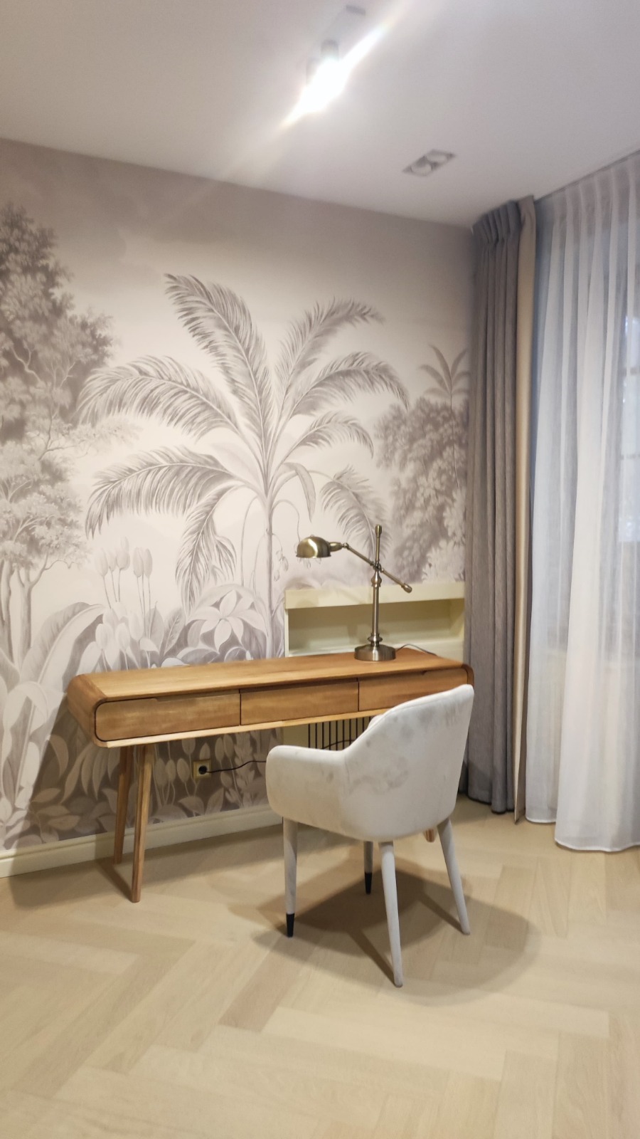 Композитная паркетная доска Quartz Parquet Елка Дуб испанский 33-404 венгерская елка 635×127×5 фото в интерьере